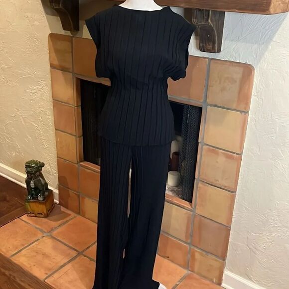 Zara Black Flowy Pleated Wide Leg Trousers, M! - Picture 8 of 10